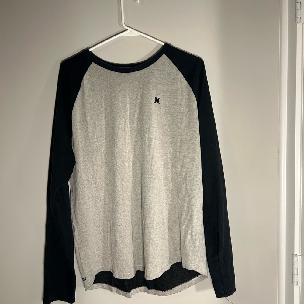 Hurley Black and Gray Crew Neck Shirt